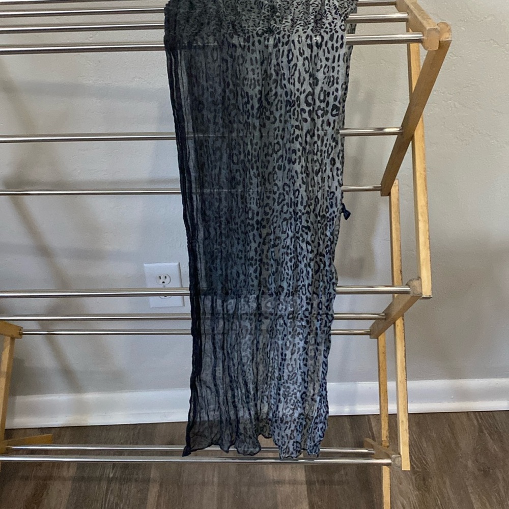 Black and grey leopard print scarf